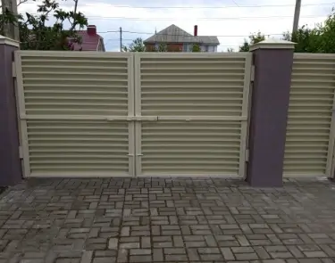 Распашные ворота с автоматикой в Казани под ключ