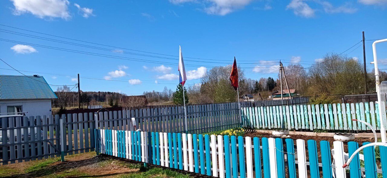 Забор из евроштакетника 16м RAL5021 Морская Волна, RAL9003 Белый фото 3 в Казани