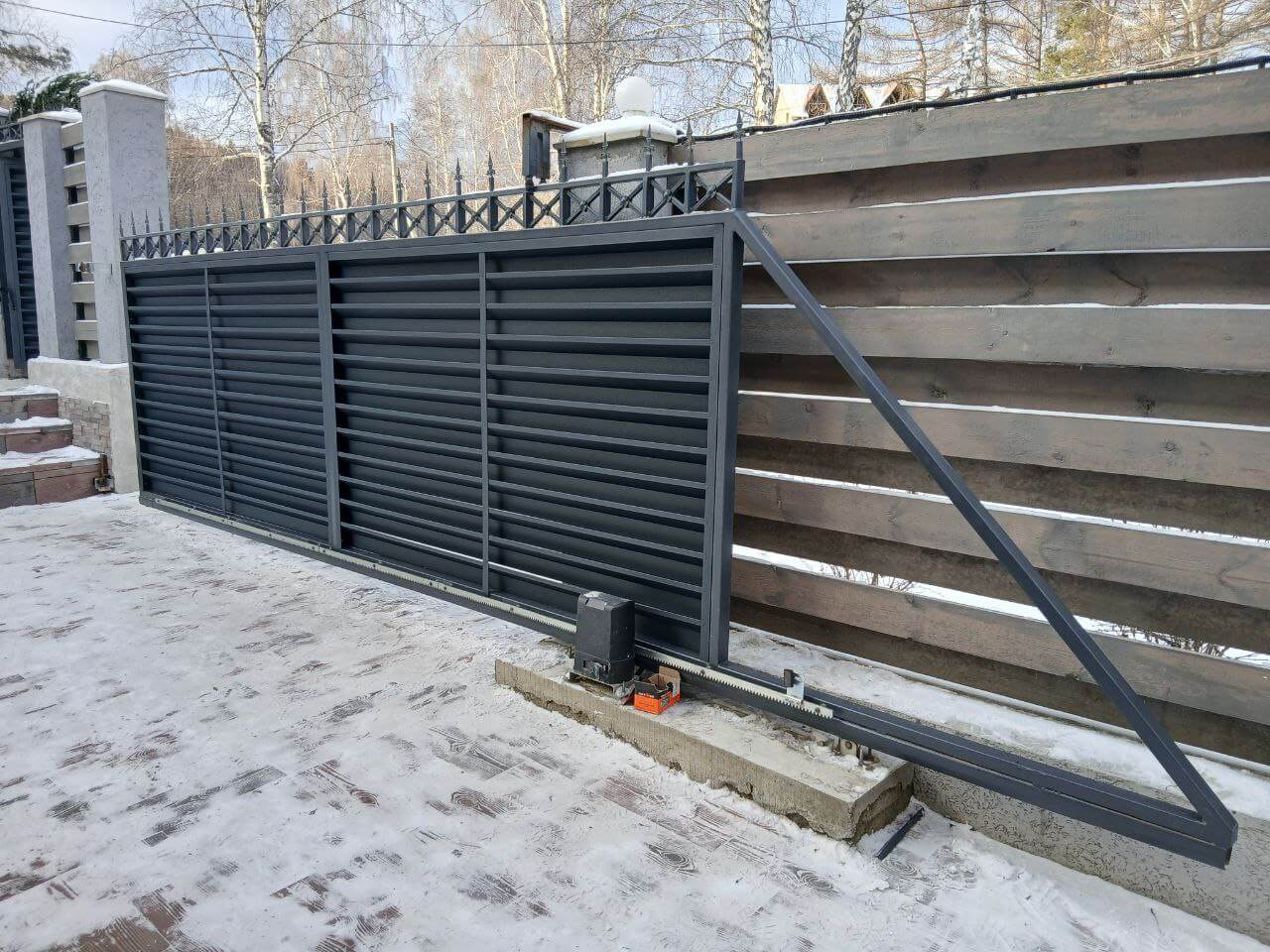 Входная группа из ламелей Хай-Тек RAL7024/7024 Серый Графит двусторонний МАТТЕ фото 23 в Казани