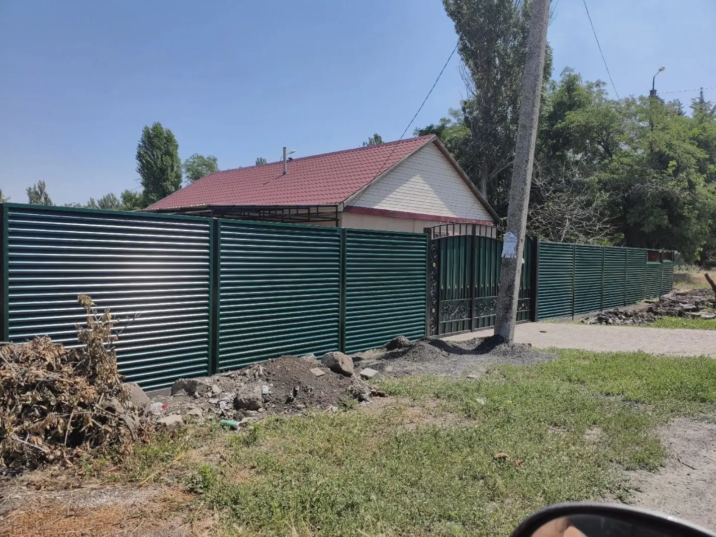 Забор-жалюзи из ламелей ЭКО-Z 24м RAL6005 Зеленый Мох фото 3 в Казани