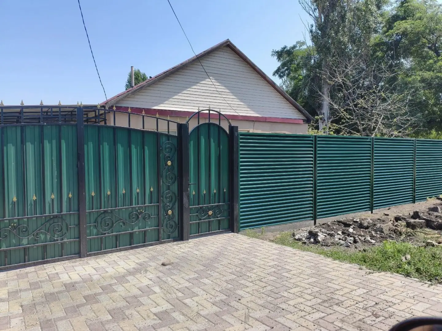 Забор-жалюзи из ламелей ЭКО-Z 24м RAL6005 Зеленый Мох в Казани